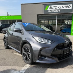 Toyota yaris Trend 1.5 VVT E-Hybrid 116 CV CVT